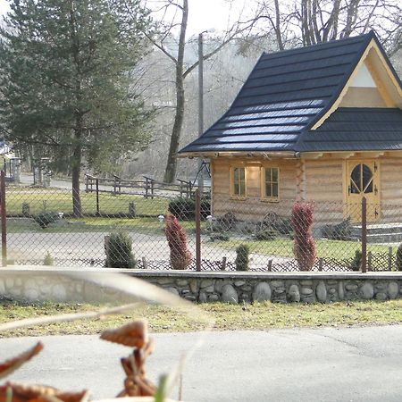 Pokoje Goscinne U Gordona โปโรนิน ภายนอก รูปภาพ