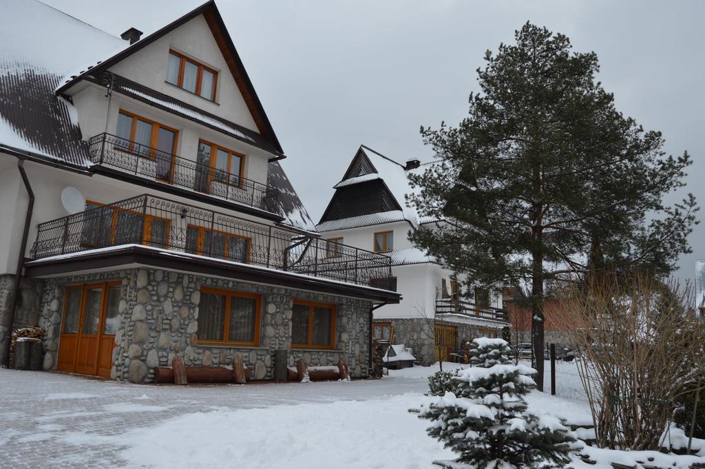 Pokoje Goscinne U Gordona โปโรนิน ภายนอก รูปภาพ